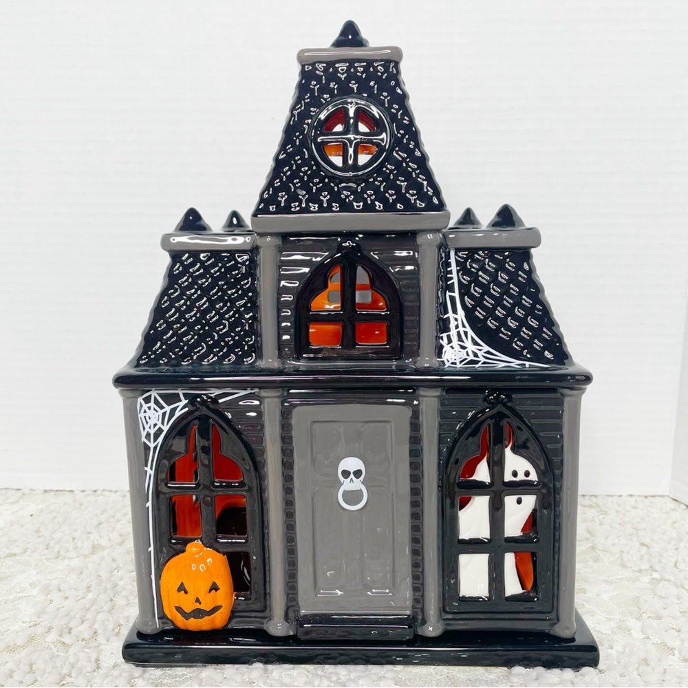Bath & Body Works Slatkin Haunted House Luminary Halloween Decor VTG NEW 2010